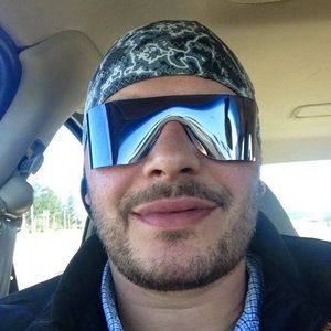 Meet your Posher, Thomas